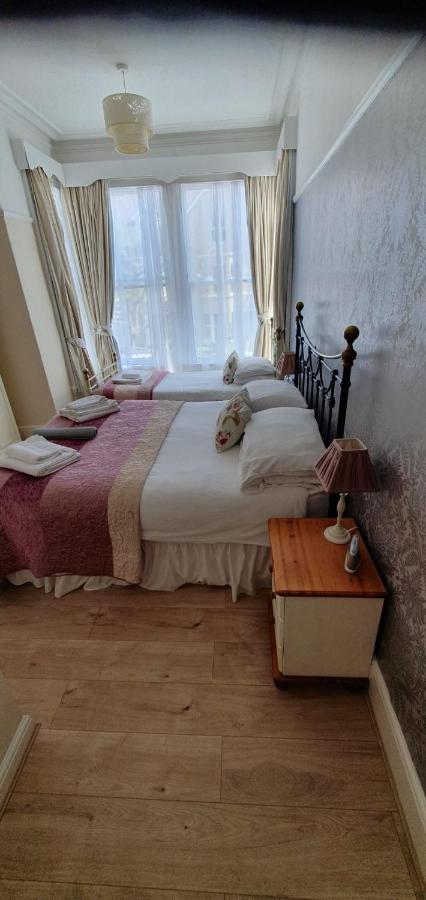 St Davids & Moorfield Hotels Chapel Street Llandudno Eksteriør bilde